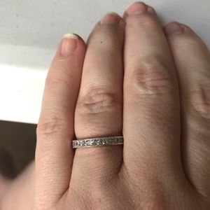 Tacori 925 Silver Princess Cut Engraved Band Ring